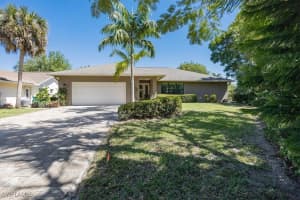 136 Old Tamiami Trl, Naples