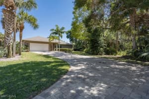 136 Old Tamiami Trail, Naples, FL 34110 - MLS#225029771