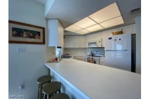 481 Quail Forest Blvd B302, Naples