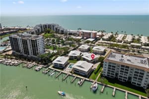 2500 Gulf Shore Blvd N N7, Naples