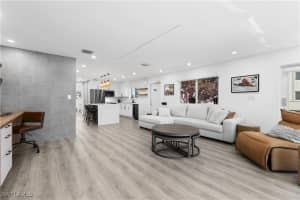 2500 Gulf Shore Boulevard, Naples, FL 34103 - MLS#225029873