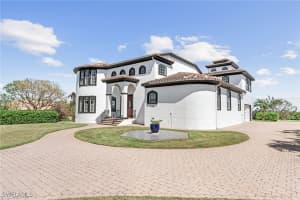 749 Inlet Drive, Marco Island, FL 34145 Sold 05/14/25
