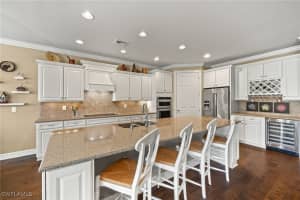 11807 Dixon Drive, Fort Myers, FL 33913 - MLS#225029937