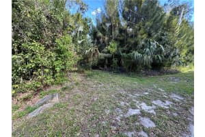 7655 Bogart Drive, North Fort Myers, FL 33917 Sold 04/08/25