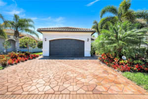 4318 Aurora Street, Naples, FL 34119 - MLS#225030056