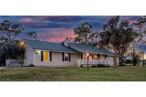 20587 Charing Cross Cir, Estero