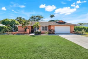 268 Baltusrol Drive, Naples, FL 34113 Sold 06/20/25