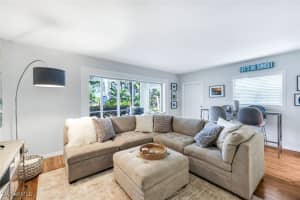 744 Wedge Drive, Naples, FL 34103 Sold 05/08/25