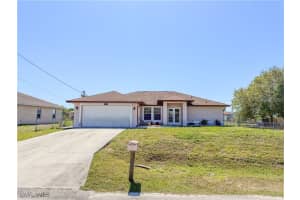3911 9th Street, Lehigh Acres, FL 33976 - MLS#225030130