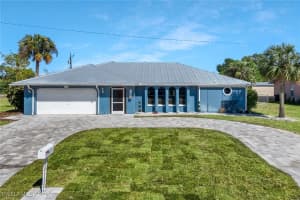 121 Dania Circle, Lehigh Acres, FL 33936 Sold 06/06/25