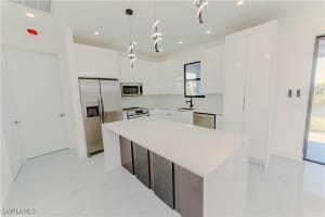 1109 8th Terrace, Cape Coral, FL 33993 Sold 08/05/25