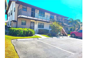 5271 Treetops Drive, Naples, FL 34113 Sold 04/23/25