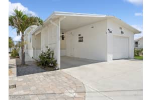 12 Nancy Lane, Fort Myers Beach, FL 33931 - MLS#225030290