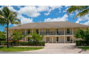 1555 Blue Point Avenue, Naples, FL 34102 - MLS#225030315
