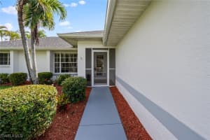921 6th Place, Cape Coral, FL 33991 - MLS#225030318