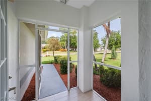 921 6th Place, Cape Coral, FL 33991 - MLS#225030318