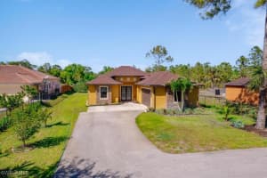 2063 24th Avenue, Naples, FL 34120 Sold 04/25/25