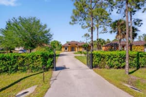 2063 24th Avenue, Naples, FL 34120 Sold 04/25/25