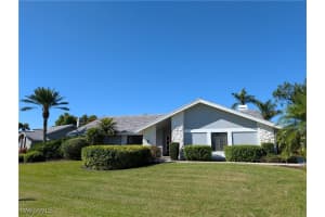15440 Kilmarnock Dr, Fort Myers