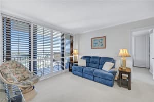 180 Seaview Court, Marco Island, FL 34145 - MLS#225030435