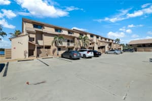 894 Buttonwood Drive, Fort Myers Beach, FL 33931 Sold 05/16/25