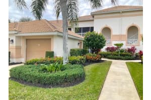 3705 Buttonwood Way 1613, Naples