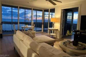 5550 Heron Point Dr 1003, Naples