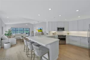 6270 Bellerive Avenue, Naples, FL 34119 Sold 04/30/25