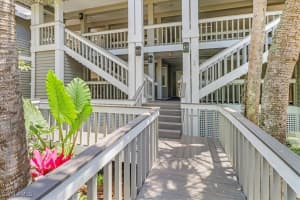 660 Wiggins Bay Drive, Naples, FL 34110 - MLS#225030762