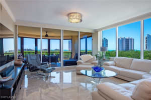 8990 Bay Colony Dr 403, Naples