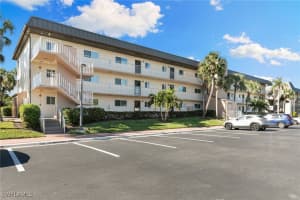 1024 Manatee Rd C303, Naples