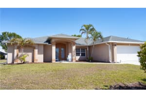 135 29th Street, Cape Coral, FL 33914 Sold 06/12/25