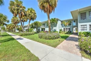 677 12th Ave S 677, Naples