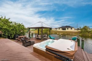 525 8th Terrace, Cape Coral, FL 33993 Sold 04/24/25