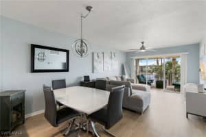 1004 Manatee Rd H201, Naples