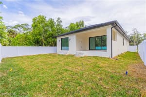 3074 Pine Tree Drive, Naples, FL 34112 - MLS#225031073