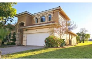 2139 Par Drive, Naples, FL 34120 Sold 05/30/25
