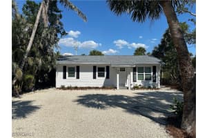 910 Fitzhugh Street, Sanibel, FL 33957 - MLS#225031109