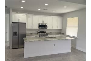 2803 17th Street, Lehigh Acres, FL 33971 Sold 08/18/25
