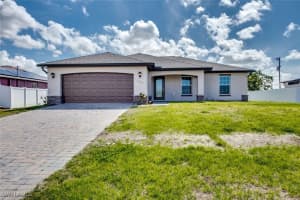 1617 6th Avenue, Cape Coral, FL 33909 - MLS#225031145