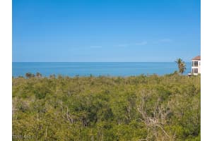 7425 Pelican Bay Boulevard, Naples, FL 34108 Sold 07/16/25