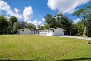 9460 Colony Drive, North Fort Myers, FL 33917 Sold 05/22/25