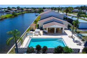 621 15th Street, Cape Coral, FL 33990 - MLS#225031387