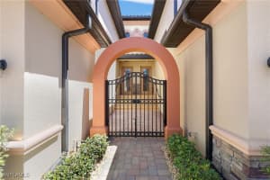 28081 Cookstown Court, Bonita Springs, FL 34135 Sold 05/09/25