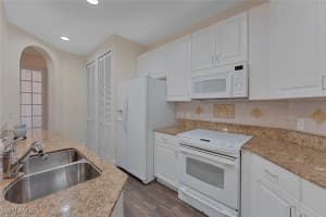 1360 Sweetwater Cove, Naples, FL 34110 - MLS#225031407