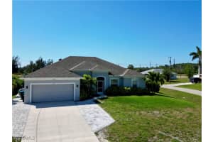 818 38th Street, Cape Coral, FL 33909 - MLS#225031439