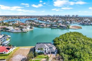 685 Embassy Court, Marco Island, FL 34145 - MLS#225031463
