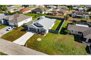 410 14th Street, Cape Coral, FL 33990 Sold 08/05/25