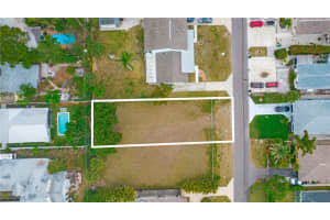 713 109th Avenue, Naples, FL 34108 - MLS#225031572