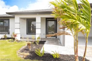 415 18th Terrace, Cape Coral, FL 33993 - MLS#225031576